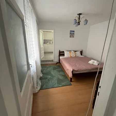 Casa Tuvla Seaside Semesterbostad *